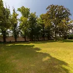 Апартаменты Bellavista Modernes Airport-apartment Mit Garten *
