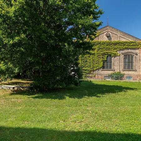 Modernes Airport-apartment Bellavista Mit Garten Διαμέρισμα Schwechat